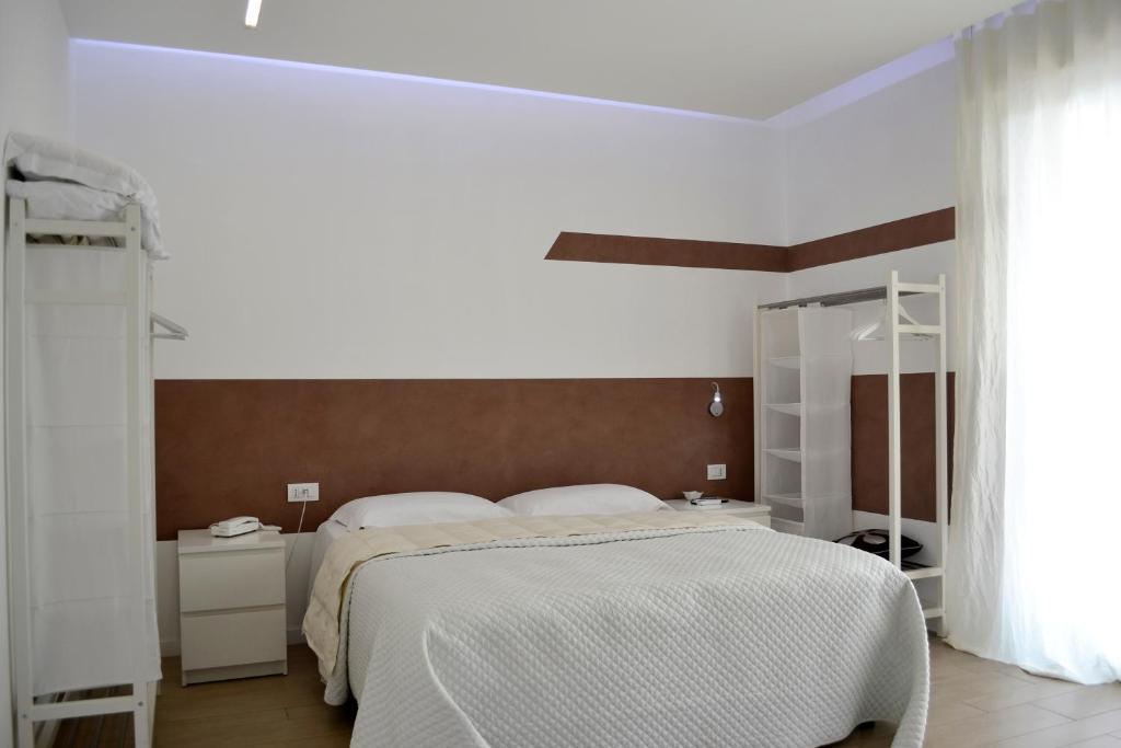Single Room,28126742:JPEG