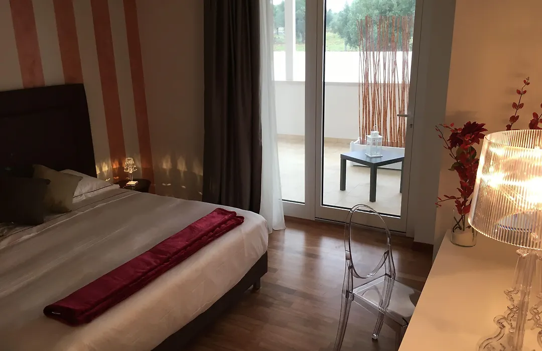 Carone Suite-Charme&Pool-1