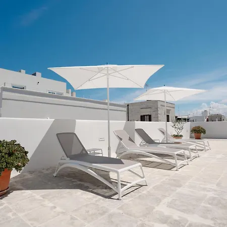 Donna Domenica Boutique Suites-2