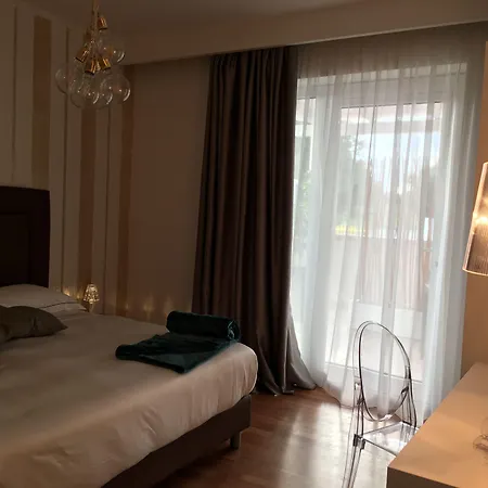 Carone Suite-Charme&Pool-3